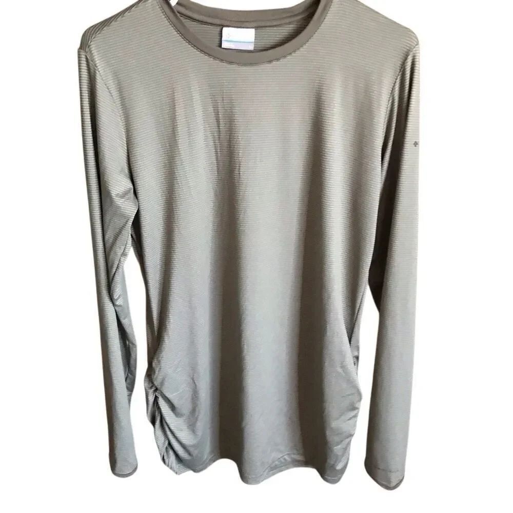 Columbia women’s Size Large green striped omniwick long sleeve top athletic